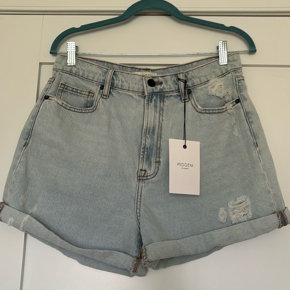NWT Sofie Mom Short